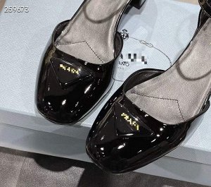 Босоножки женские кожаные