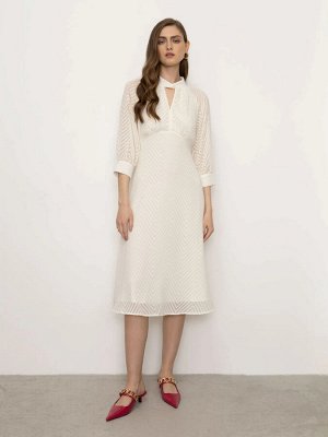 Платье приталенного кроя  цвет: Молочный PL1185/cocos