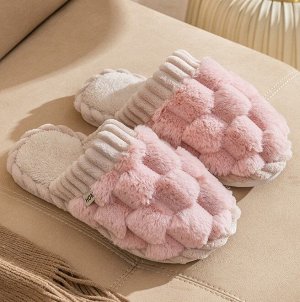 Уютные тапочки для дома