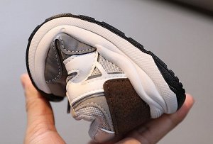 Кроссовки детские с затягивающейся шнуровкой, белые с черной вставкой