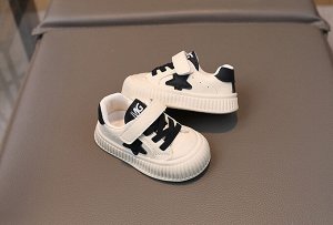 Кроссовки детские на липучках и шнурках, белые с черными вставками