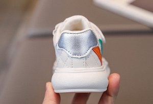 Кроссовки для девочек на шнурках и липучках, белые с зеленой и оранжевой вставкой