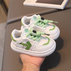 Кроссовки детские с затягивающейся шнуровкой, белые с зеленым