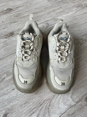 Кроссовки Balenciaga Triple S 38 размер