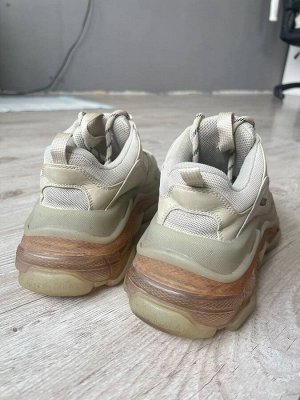 Кроссовки Balenciaga Triple S 38 размер