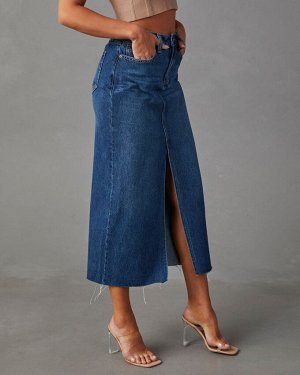 Женская джинсовая длинная миди-юбка с карманами и разрезом спереди, цвет синий