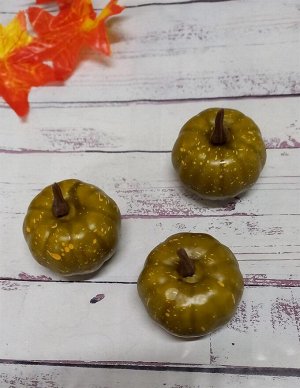 Искусственная тыква 6*4см, зеленый