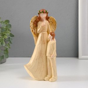 Фигурка полистоун «Девушка-ангел в зеленом венке с ребенком», 6x12x20.5 см