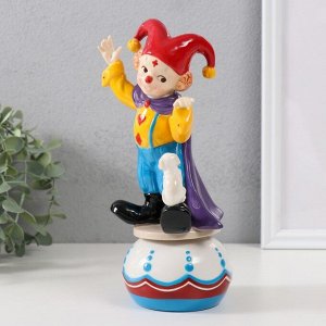 Сувенир керамика музыкальный "Клоун с пёсиком, стоит на шаре" 9х10х20,7 см