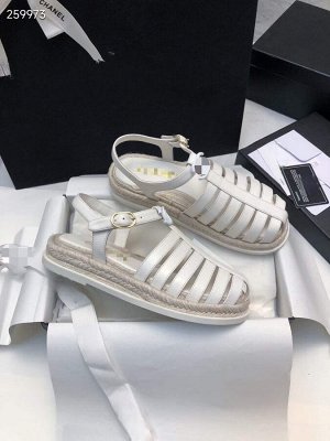 Сандали женские кожаные