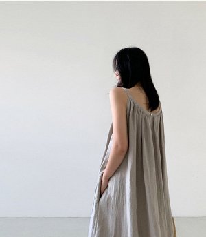 Женское макси-платье на тонких бретелях, с карманами, цвет льняной