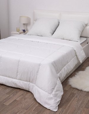 Одеяло "Шарм" однотонное полиэфирное волокно облегченное (2 спальный)