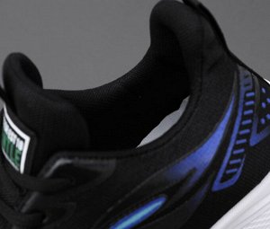Спортивные кроссовки, черные с синим