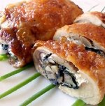 Рулетики куриные с грибами 0.7 кг.