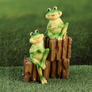 Фигурка полистоун TAKE IT EASY «Лягушки дружочки», 10x16x22 см