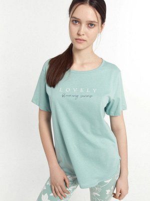 Пижама женская (фуфайка, бриджи) зеленая с белыми цветами
