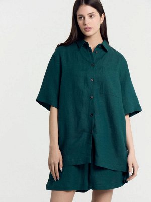 Рубашка женская в изумрудно-зеленом цвете