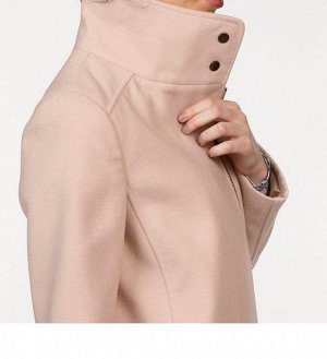 1r Куртка, пудра LTB Простой и женственный стиль Onalos от LTB с необычным кроем из мягкой ткани под шерсть. Высокий воротник-стойка на кнопках и контрастная боковая молния. Подчеркивающая фигуру форм