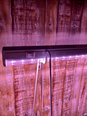 Фитолампа (светильник для растений светодиодный линейный), розовый свет свечения,  872мм, выкл. на корпусе. Алюминий. Спектр для фотосинтеза. ULI-P13-24W/SPLE IP40 WHITE