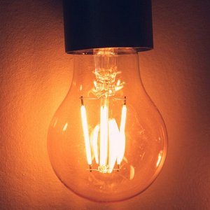 Лампа светодиодная Vintage, золотистая колба. LED-A60-6W/GOLDEN/E27 GLV21GO