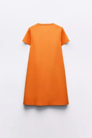 Женское оранжевое платье с коротким рукавом