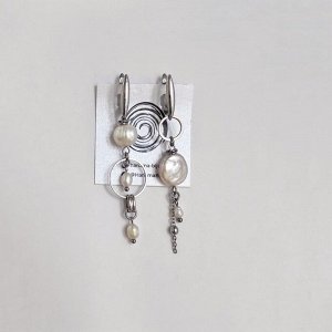 Серьги асимметрия с барочным жемчугом в белом металле