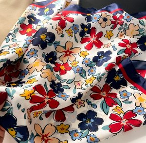 Платок Платок женский/платок шейный из искусственного шелка (100% полиэстер).  Гладкий, мягкий, струящийся. Аксессуар хорошо смотрится с рубашкой, однотонной футболкой или блузой, с любой строгой одеж