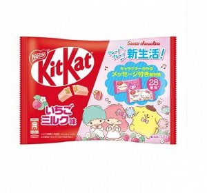 Kit Kat Sanrio Strawberry milk mini 10шт