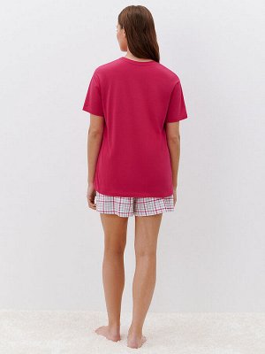 Женская пижама: прямая футболка с круглым вырезом и коротким рукавом и свободные шорты с карманами и поясом на резинке