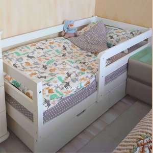 Детская кровать "Эко-9" с защитным бортиком