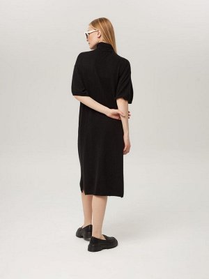 Платье-свитер с коротким рукавом