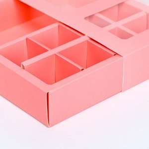 Коробка для 8 конфет + шоколад, с окном, розовая, 17.7?17.7?3.8 см