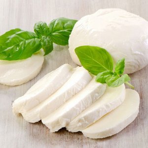 Сыр Моцарелла MOZARETTI 45% сырный продукт