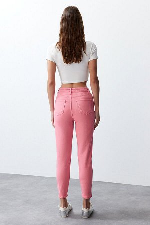 Розовые джинсы для дам с высокой талией