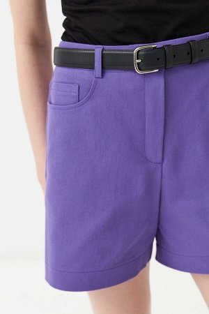 Шорты Базовые шорты из джинсового полотна. Модель прямого силуэта на притачном поясе. По спинке кокетка, накладные карманы. По переду боковые карманы, застёжка-гульфик.
Материал — Джинсовое полотно
Со