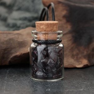 Сувенир-бутылка с натуральными камнями "Гранат", 3 х 2 см