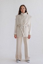 Жилет со стойкой oversize крем