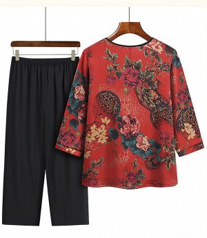 Костюм женский летний – свободная удлиненная черно-бежевая блуза с рукавом 3\4 и укороченные черные брюки