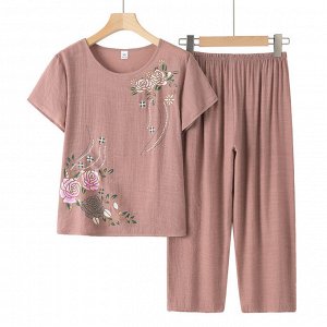 Костюм женский летний – свободная удлиненная блуза и укороченные брюки, бежевый с рисунком