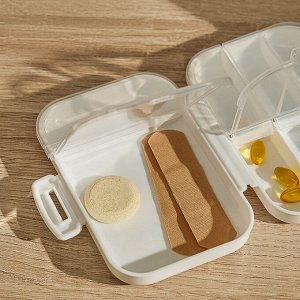 Универсальный бокс, дорожный, 8 отдел., пластик, 10х6х3,5см