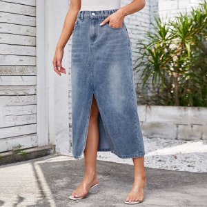 Женская джинсовая миди-юбка с карманами и разрезом спереди, цвет голубой