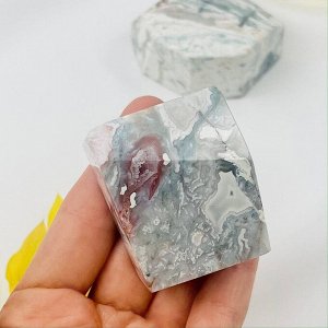 Кристалл из Мохового агата