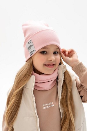 Комплект Цвет: светло-розовый

Комплект состоит из шапки со снудом. Двухслойная шапка с
отворотом, выполнена из мягкого эластичного трикотажа.
Оформлена брендированной текстильной нашивкой на переде