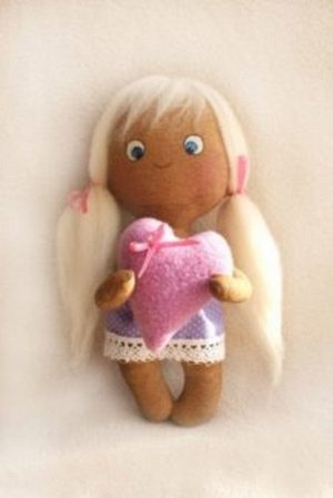 Набор для изготовления текст игрушки Девочка Ангел с сердцем ,21 см.пакет