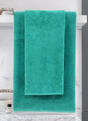 Махровое полотенце без бордюра изумрудное ПМ-15