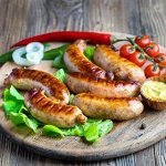 Колбаски куриные с помидорами