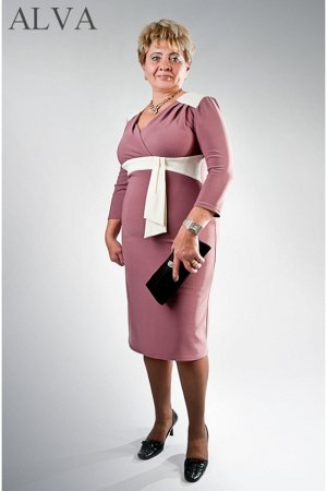 Платье Женское платье Эмма 8012-3 выполненное из качественной трикотажной ткани. Длина около 105 см.