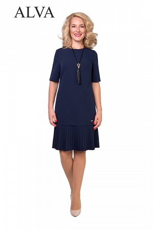 Платье Платье Татьяна 8438-3 безупречного качества с плиссированной юбкой, модный полуприлегающий силуэт, выполнен из тонкой плательной ткани, длина около 92-98 см. Украшение в комплекте не идет.