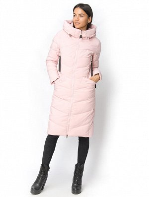 Куртка Расцветка: пудра
Фабрика:HAILUOZI
Страна производитель: Китай
Длина изделия: 98 см
Размерный ряд: S(42), M(44), L(46), XL(48), 2XL(50)  
Женская зимняя куртка-пальто с приталенным силуэтом. Нап