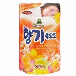 Sandokkaebi Кондиционер для белья концентрированнsq Фрезия м/у Hyanggisok-uiro fabric soferner Freesia, Ю.Корея, 1300 г